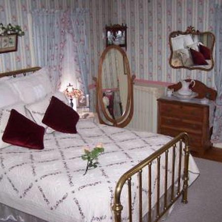 Bellinger Rose Bed & Breakfast Herkimer Rum bild